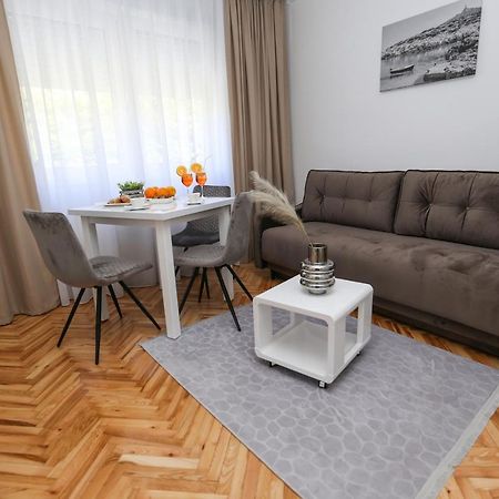 Apartmani Guto Podstrana Dış mekan fotoğraf