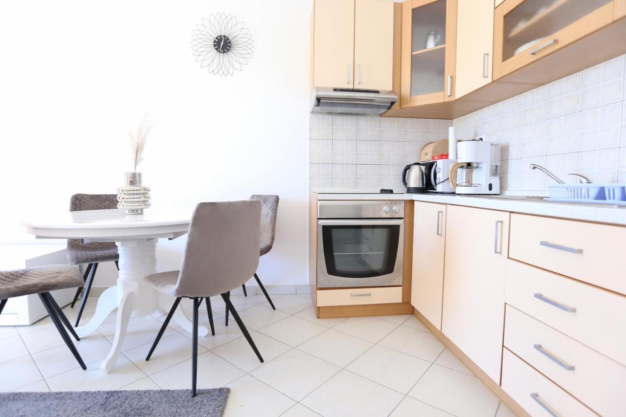 Apartmani Guto Podstrana Dış mekan fotoğraf